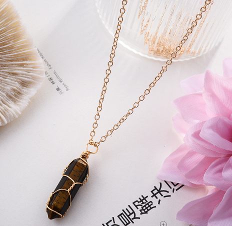 Crystal Stone Hand-wound Necklace Crystal Wire-wound