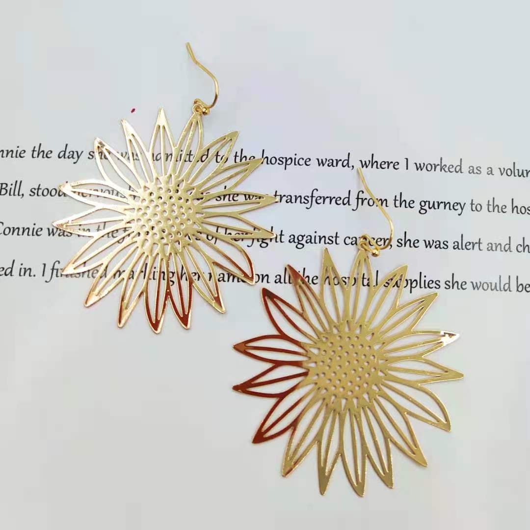 European And American SUNFLOWER Earrings Jewelry