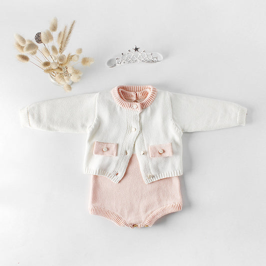 Woolen sweater and crawl clothes