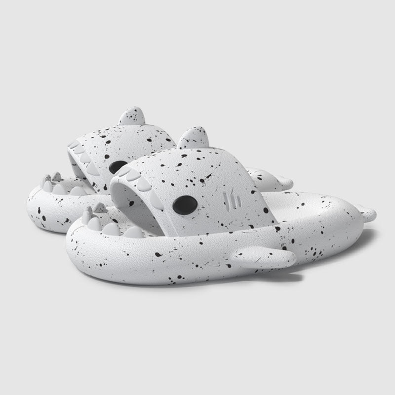 Graffiti Cloudy Shark Slippers Platform Shark Sandal Indoor Bathroom Anti skid Slides Couples Summer Shoes Soft Beach Flops|