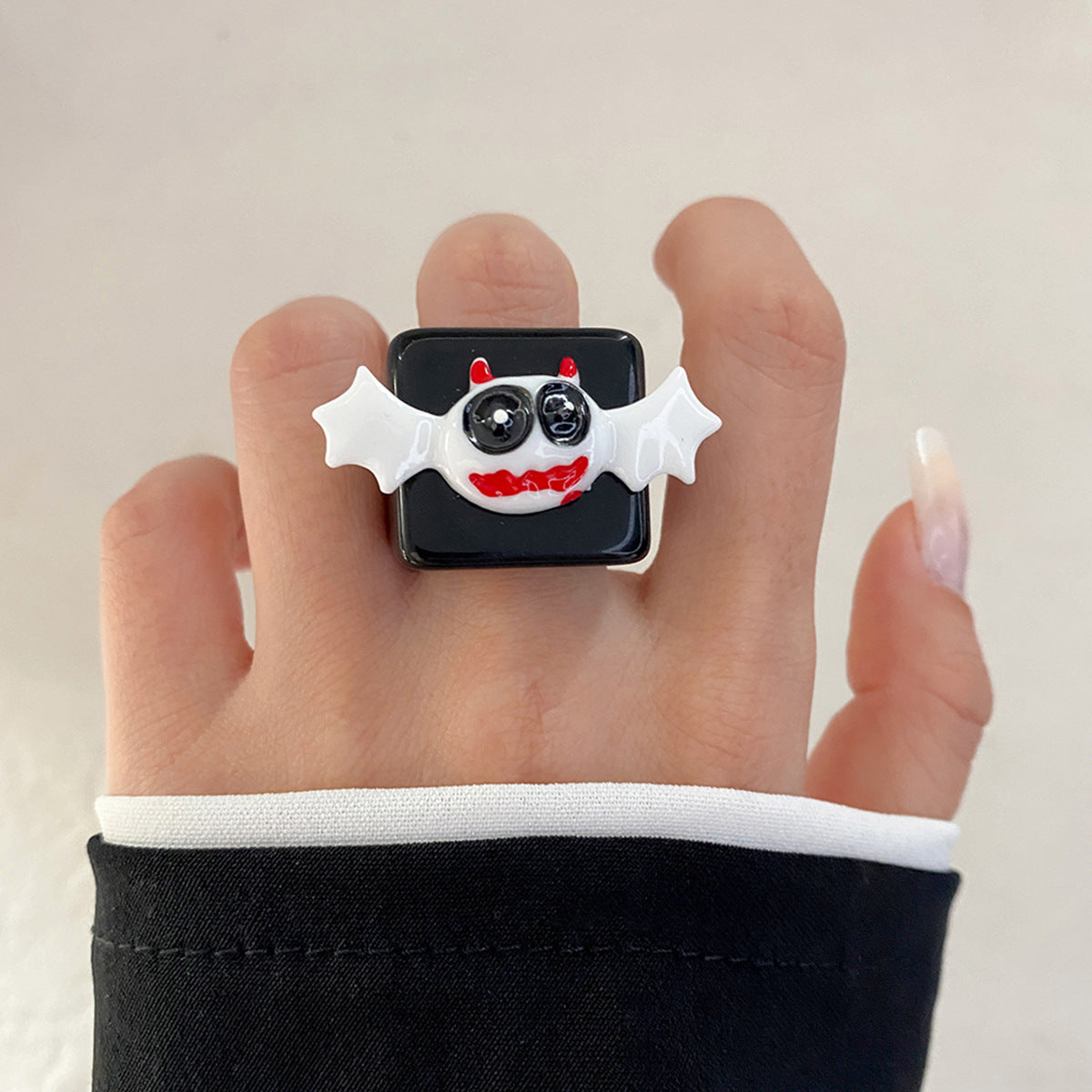 Halloween Jewelry Rings Bat in finger view