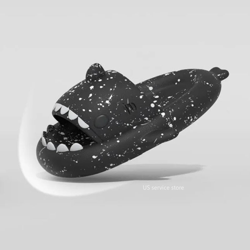 Graffiti Cloudy Shark Slippers Platform Shark Sandal Indoor Bathroom Anti skid Slides Couples Summer Shoes Soft Beach Flops|